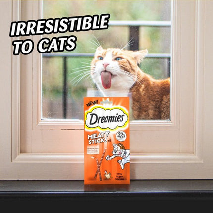Dreamies Chicken Meaty Sticks Cat Treats Crispy 30g Snack
