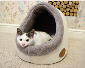 Banbury & Co Plush Faux Sheepskin Cosy Hooded Cat Bed